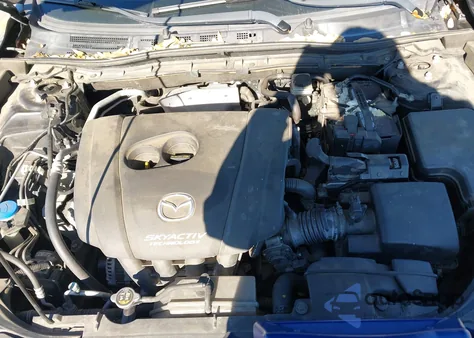 2014 Mazda Mazda3 I Grand Touring z USA, uszkodzony, nr VIN JM1BM1W75E1127285